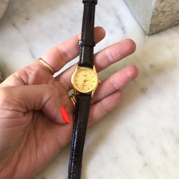 Casio watch - Picture 4 of 5